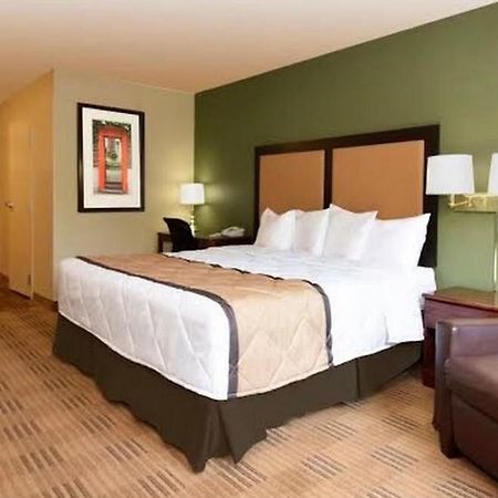 Mainstay Suites Chicago Hillside Eksteriør bilde