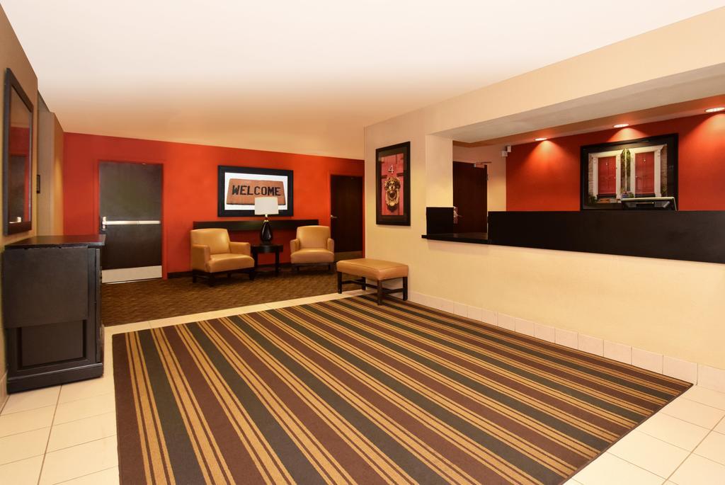 Mainstay Suites Chicago Hillside Eksteriør bilde