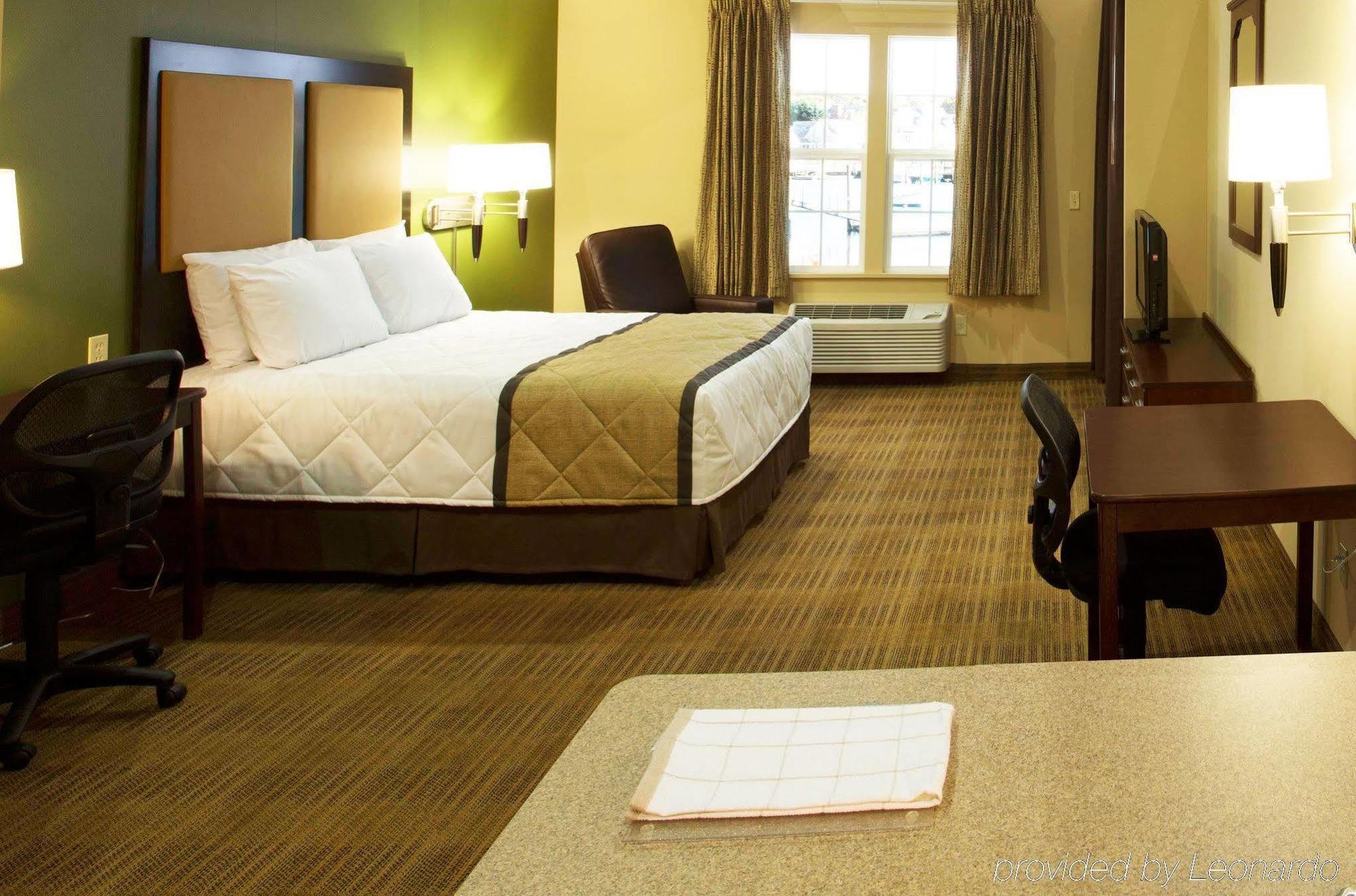 Mainstay Suites Chicago Hillside Eksteriør bilde