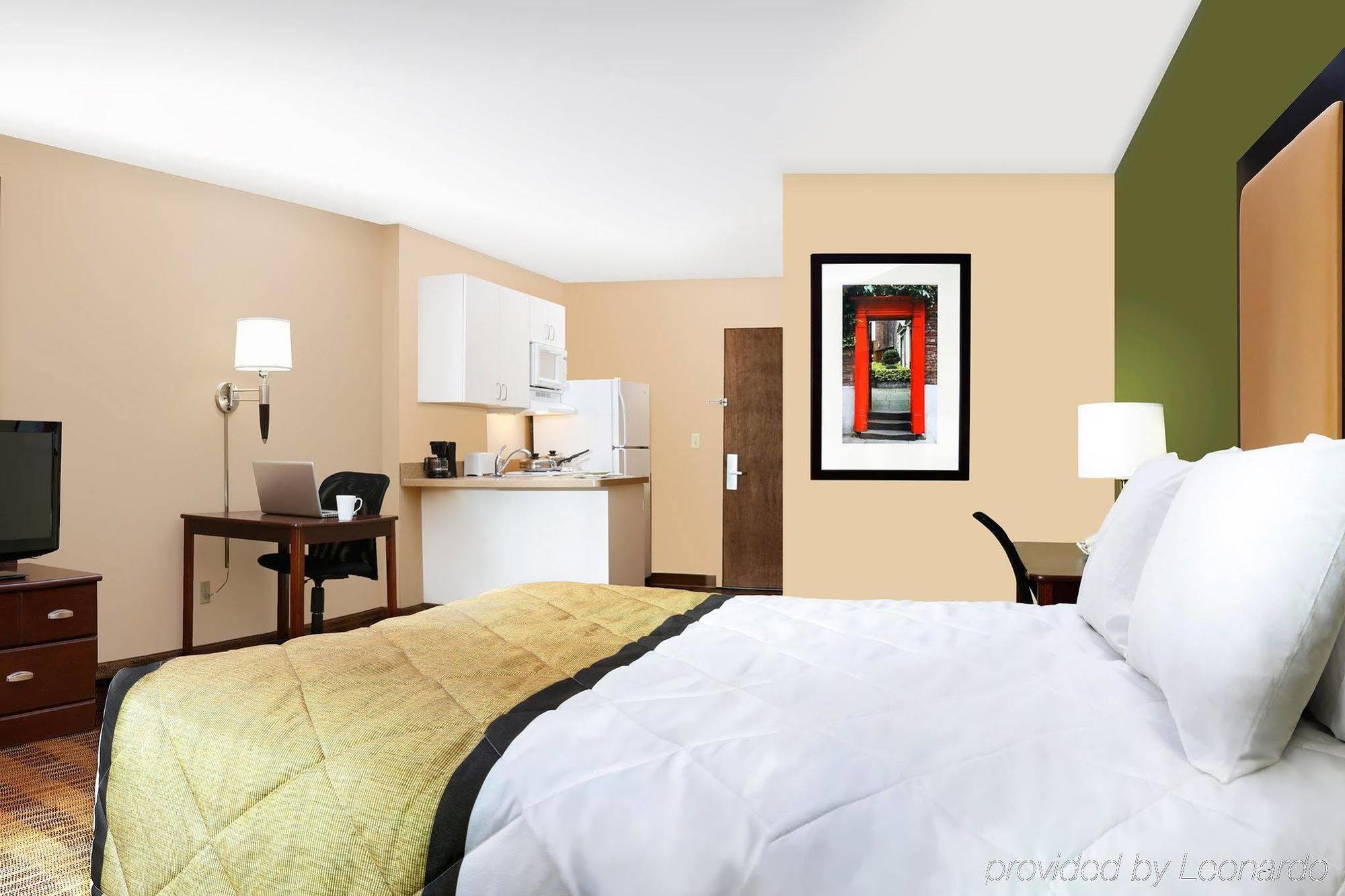 Mainstay Suites Chicago Hillside Eksteriør bilde